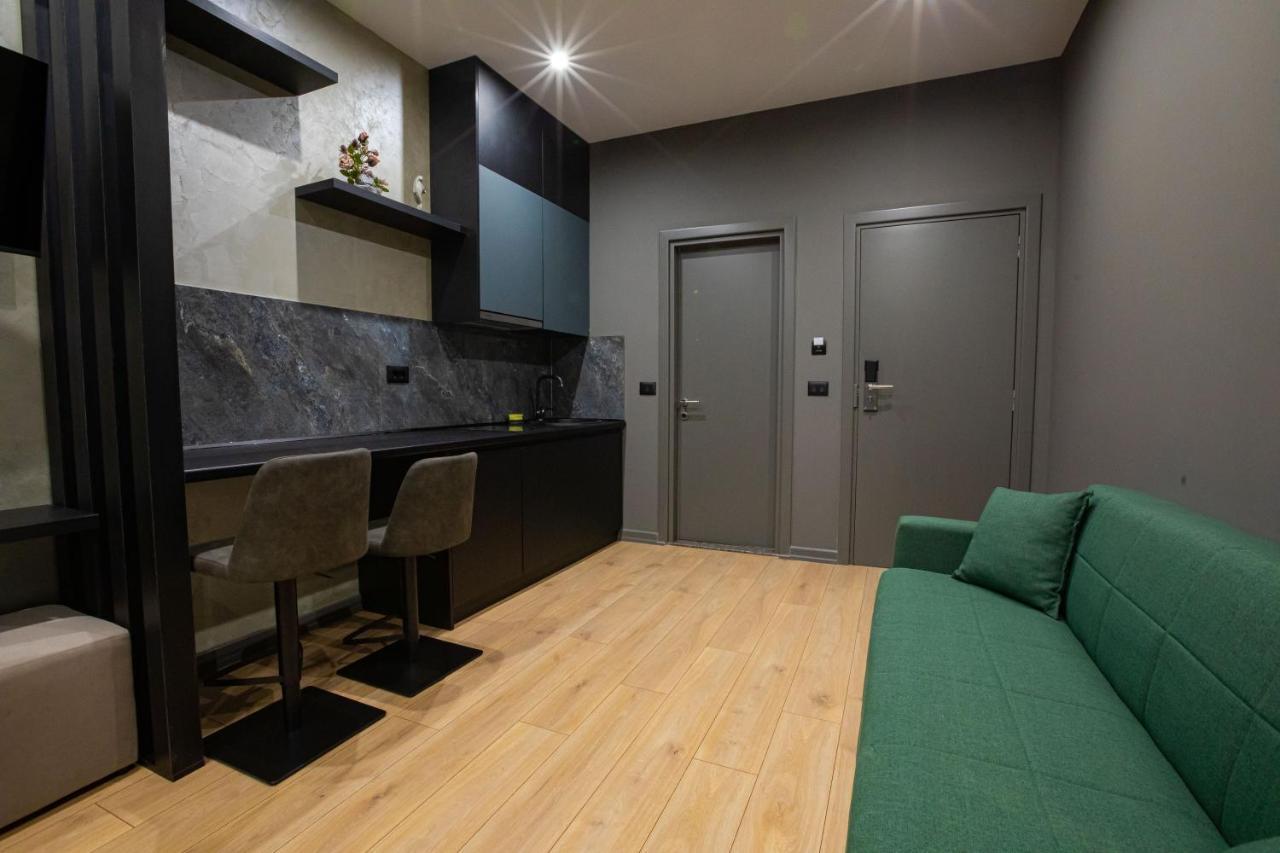 Dea'S Apartaments 티라나 외부 사진