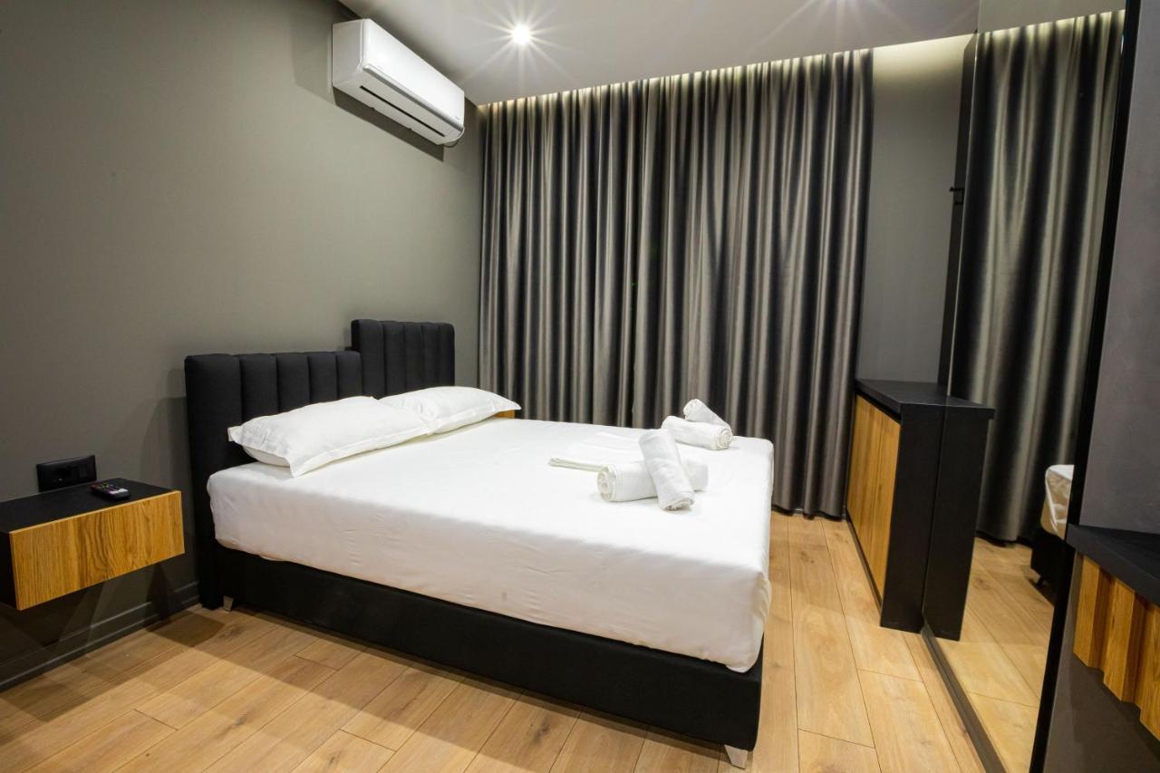 Dea'S Apartaments 티라나 외부 사진