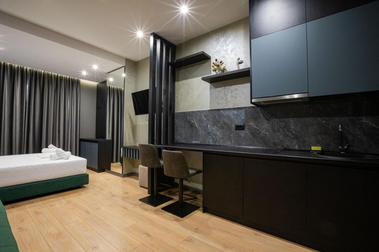Dea'S Apartaments 티라나 외부 사진