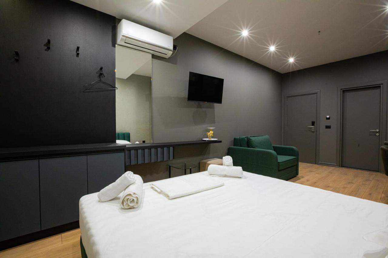 Dea'S Apartaments 티라나 외부 사진