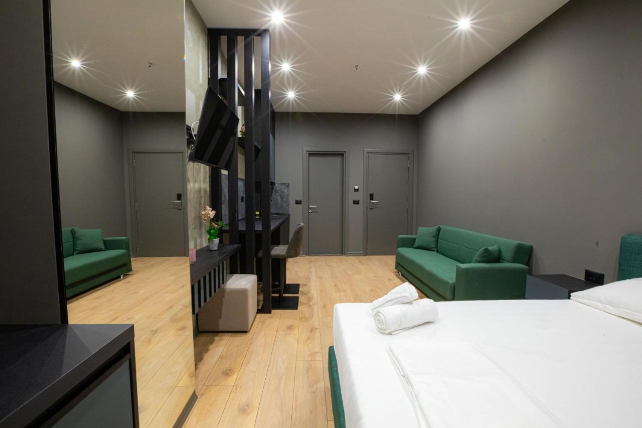Dea'S Apartaments 티라나 외부 사진